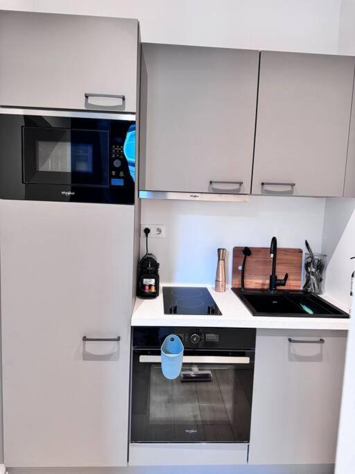 Urbanchic Adalbert 1A Liege Ngoại thất bức ảnh